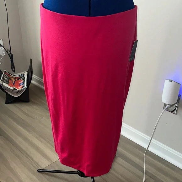 🤫 2 ELOQUII Skirts, size 18. Vibrant Pink/Fushia and Multi Colored Pencil Skirts - Picture 2 of 10